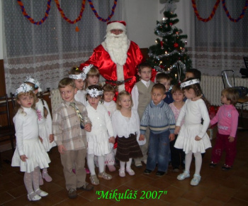 ODOVZDANIE STAVENISKA A VÝSTAVBA VODOVODNÝCH VETIEV