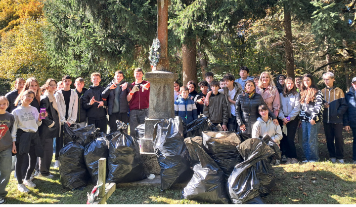 BRIGÁDA PRI ÚPRAVE AREÁLU STARÉHO CINTORÍNA október 2025